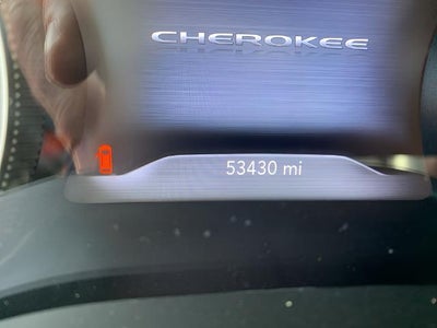 2022 Jeep Cherokee Latitude Lux