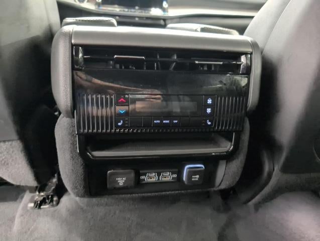 2025 Jeep Wagoneer L Series II 4x4