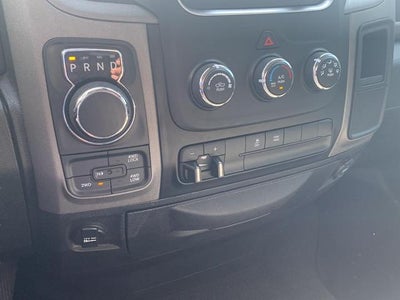2017 RAM 1500 Express Quad Cab 4x4 6'4" Box