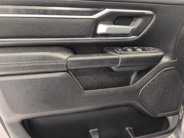 2023 RAM 1500 Big Horn Crew Cab 4x4 5'7" Box
