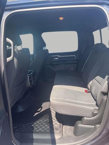 2020 RAM 1500 Big Horn Crew Cab 4x4 5'7" Box