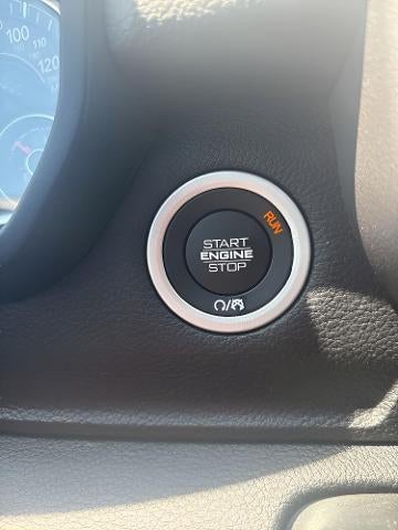 2020 RAM 1500 Big Horn Crew Cab 4x4 5'7" Box