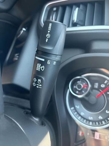 2020 RAM 1500 Big Horn Crew Cab 4x4 5'7" Box