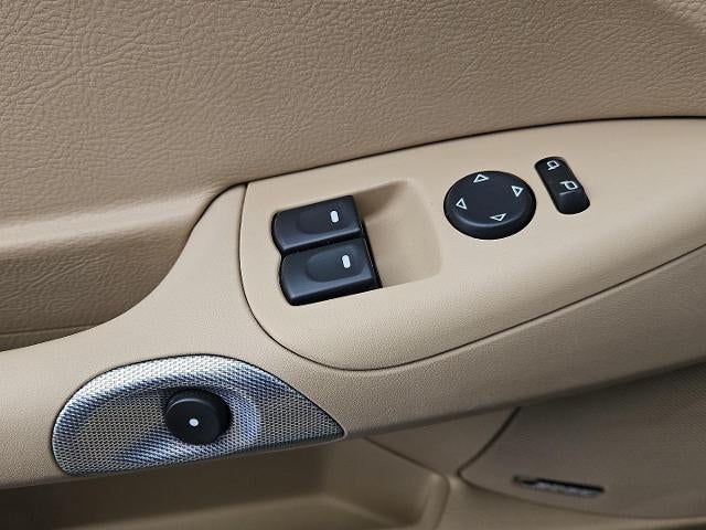 2005 Chevrolet Corvette Base