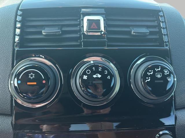 2009 Saturn Sky Base