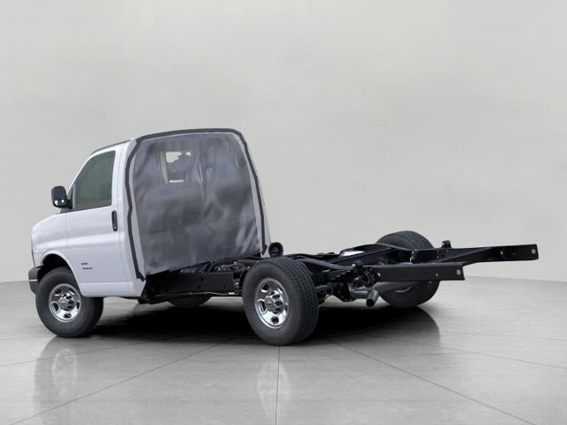 2026 Chevrolet Express Cutaway 3500 Base