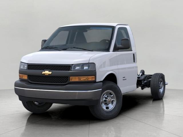 2026 Chevrolet Express Cutaway 3500 Base