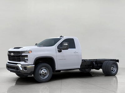 2025 Chevrolet Silverado 3500 HD Chassis Cab Work Truck
