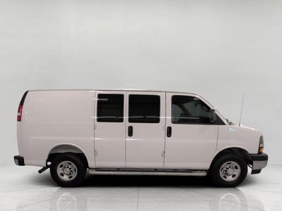 2025 Chevrolet Express Cargo Base