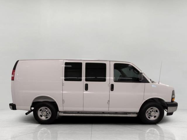 2025 Chevrolet Express Cargo Base