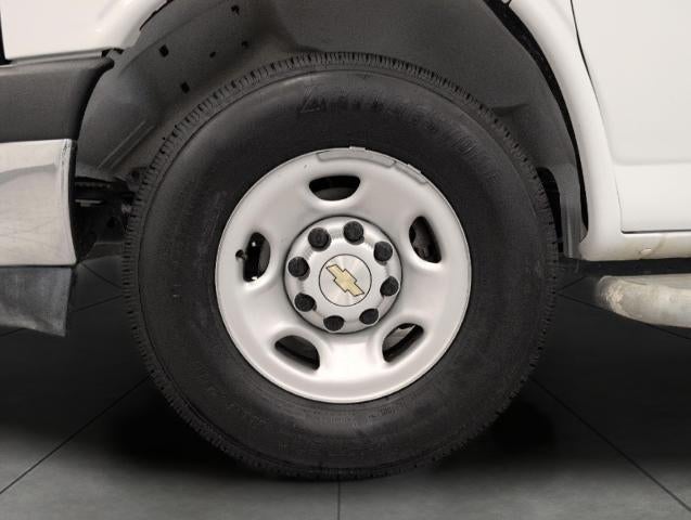 2025 Chevrolet Express Cargo Base