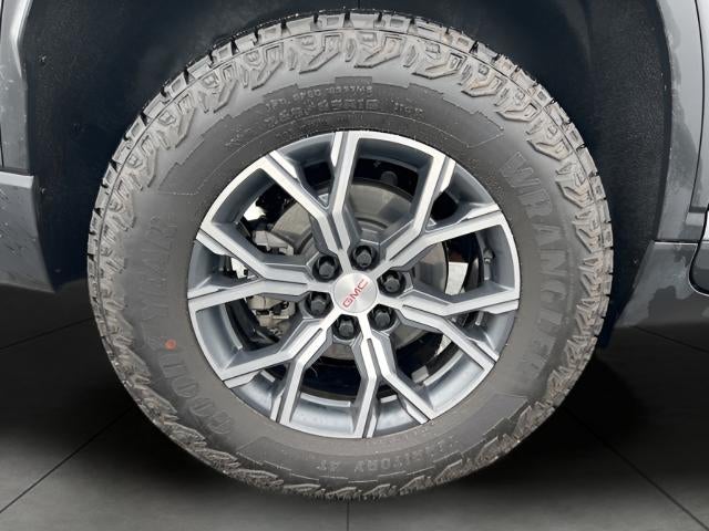 2025 GMC Acadia AT4