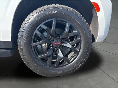 2022 GMC Yukon XL AT4
