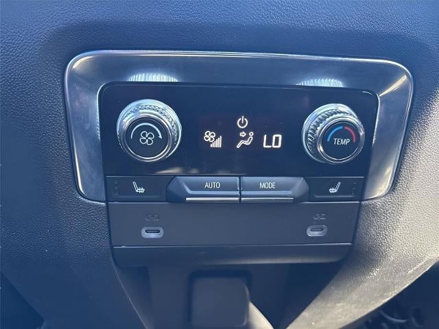2022 GMC Yukon XL AT4
