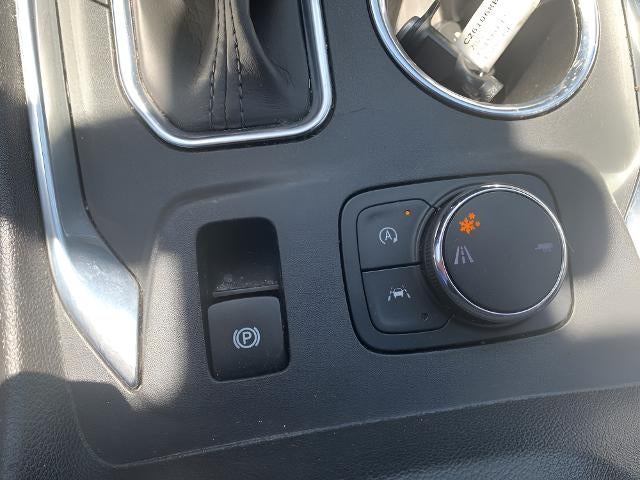 2022 Chevrolet Traverse LT Leather Midnight/Sport Edition