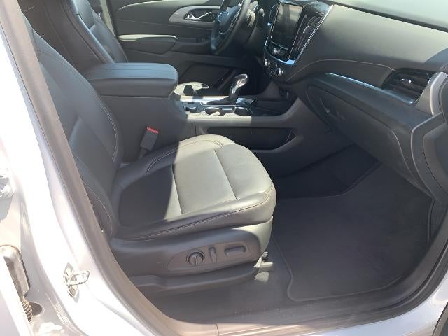 2022 Chevrolet Traverse LT Leather Midnight/Sport Edition