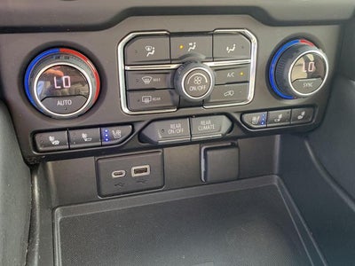 2022 Chevrolet Suburban Premier