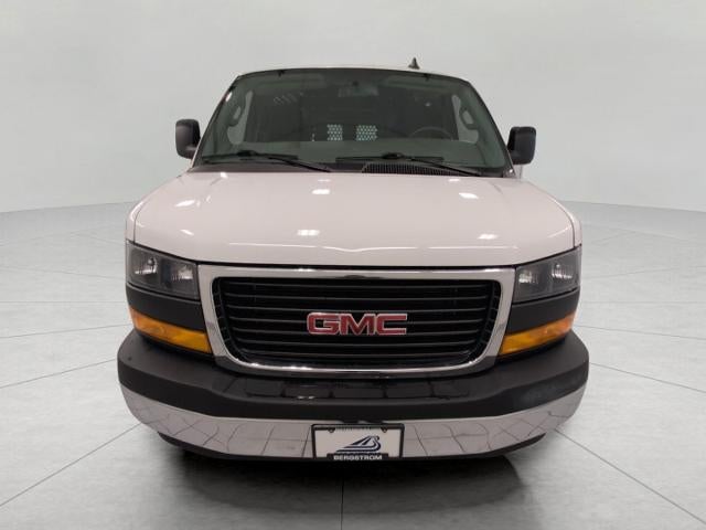 2025 GMC Savana Cargo Base