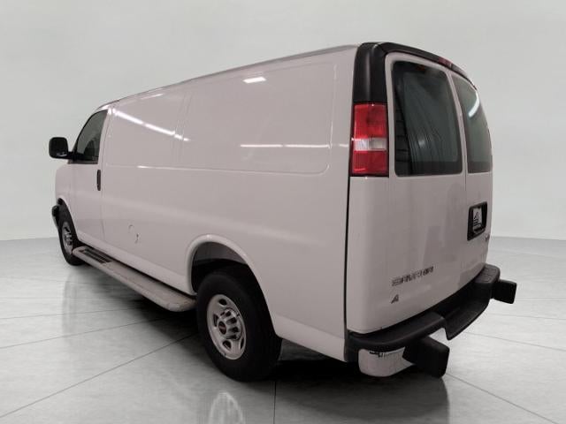 2025 GMC Savana Cargo Base