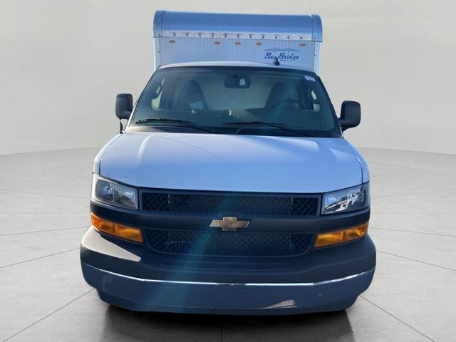 2025 Chevrolet Express Cutaway 3500 Base