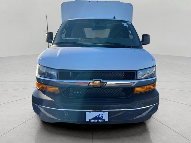 2025 Chevrolet Express Cutaway 3500 Base