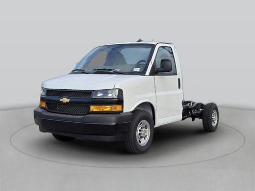 2026 Chevrolet Express Cutaway 3500 Base