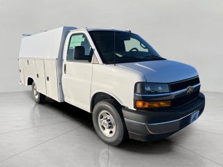 2025 Chevrolet Express Cutaway 3500 Base