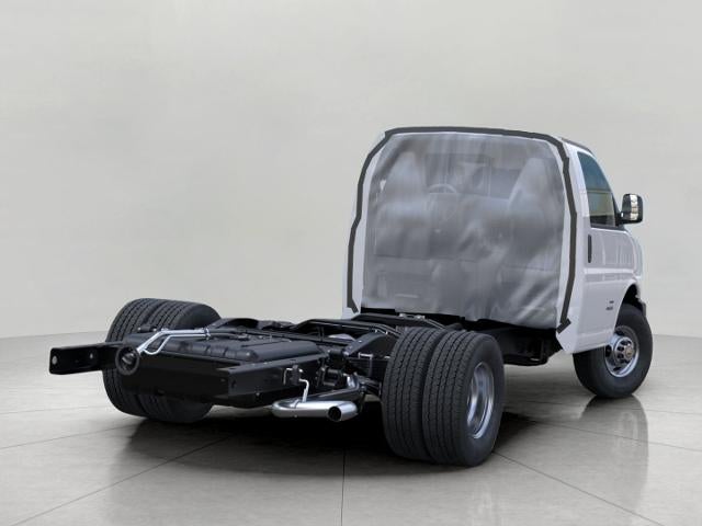 2026 Chevrolet Express Cutaway 3500 Base