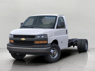 2026 Chevrolet Express Cutaway 3500 Base