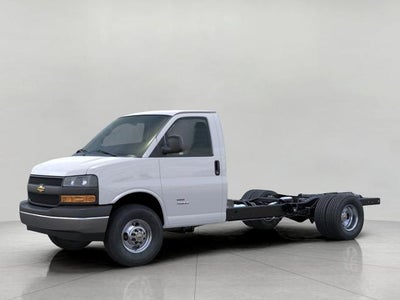 2026 Chevrolet Express Cutaway 3500 Base