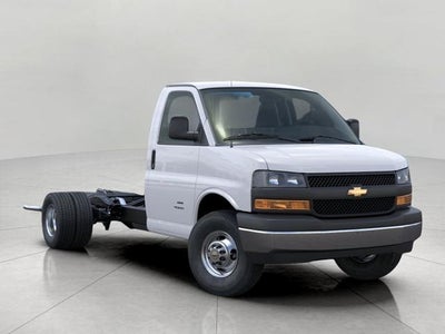 2026 Chevrolet Express Cutaway 3500 Base