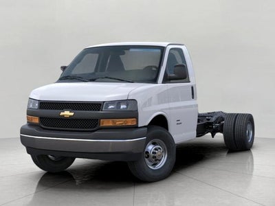 2026 Chevrolet Express Cutaway 3500 Base