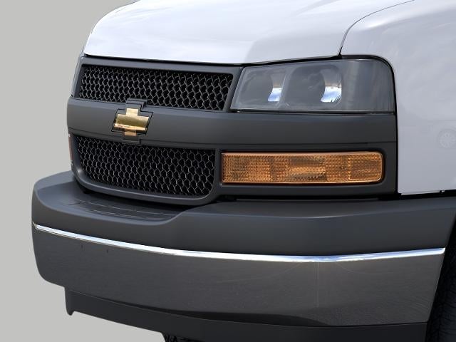 2025 Chevrolet Express Cutaway 3500 Base