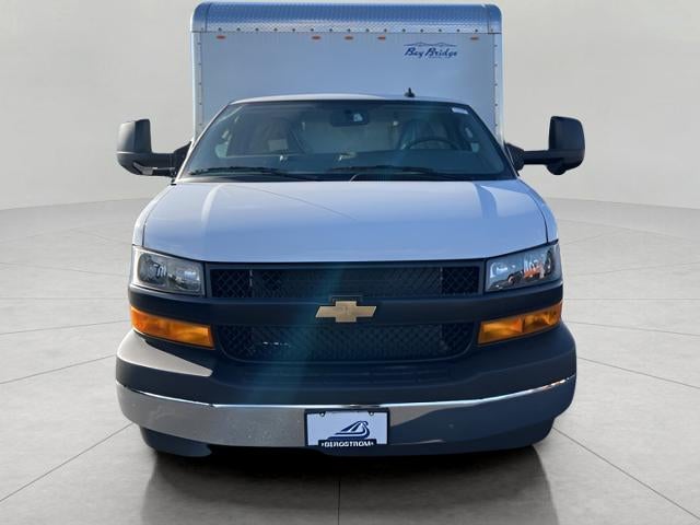 2025 Chevrolet Express Cutaway 3500 Base