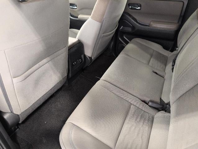 2022 Nissan Frontier Crew Cab SV 4x4