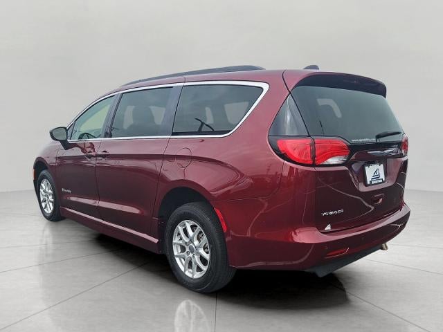 2021 Chrysler Voyager LXI