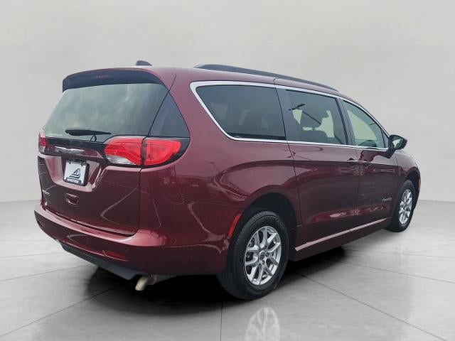 2021 Chrysler Voyager LXI