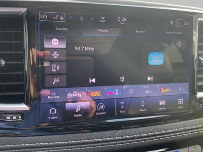 2025 Chrysler Pacifica Limited AWD