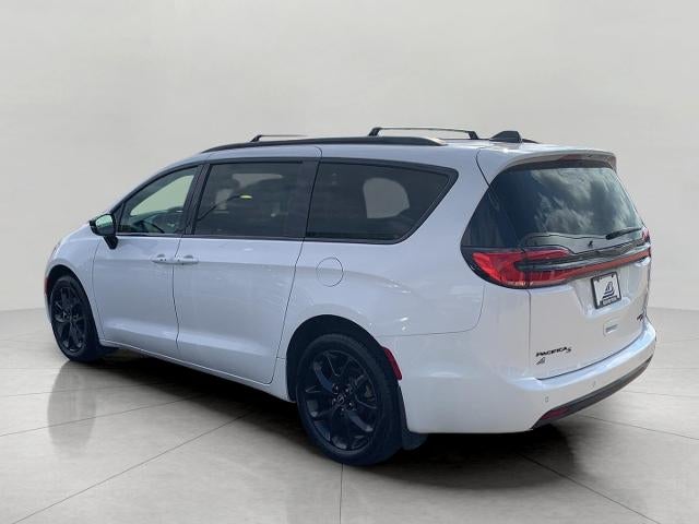 2025 Chrysler Pacifica Limited AWD
