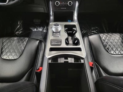 2024 Ford Edge Titanium