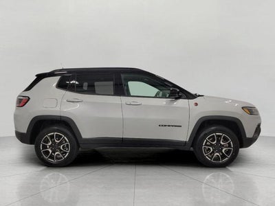 2025 Jeep Compass Trailhawk 4x4