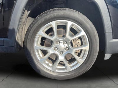 2023 Jeep Compass Latitude Lux FWD