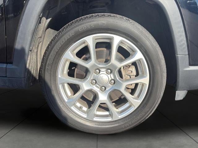 2023 Jeep Compass Latitude Lux FWD