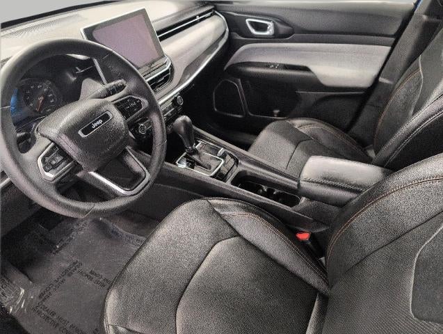 2023 Jeep Compass Latitude Lux FWD