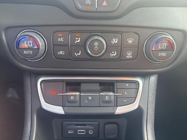 2024 GMC Terrain SLT - Photo 18