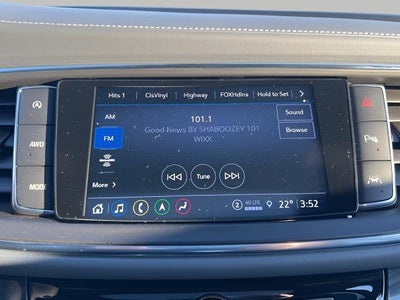 2023 Buick Enclave Essence