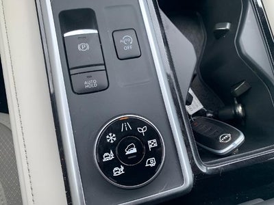 2025 Nissan Pathfinder SV 4WD