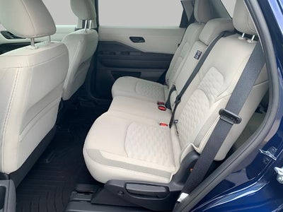 2025 Nissan Pathfinder SV 4WD