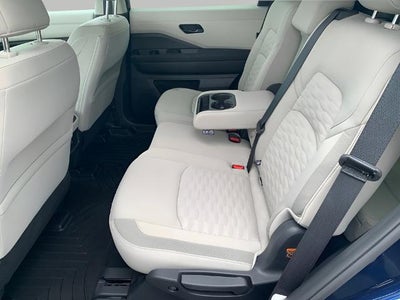 2025 Nissan Pathfinder SV 4WD
