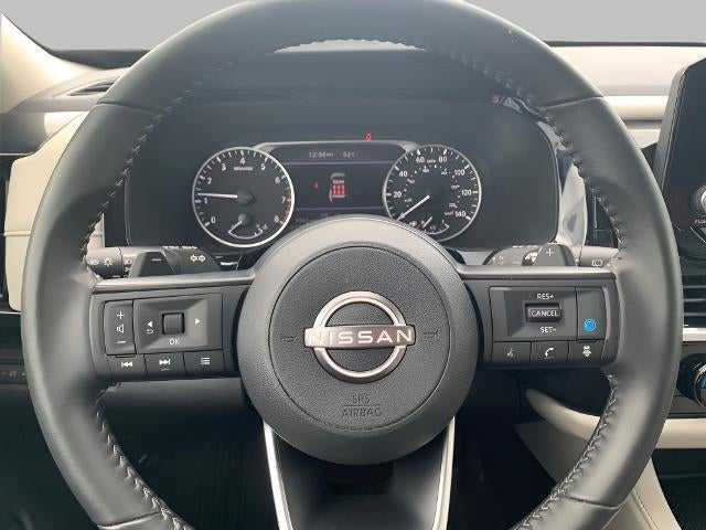 2025 Nissan Pathfinder SV 4WD